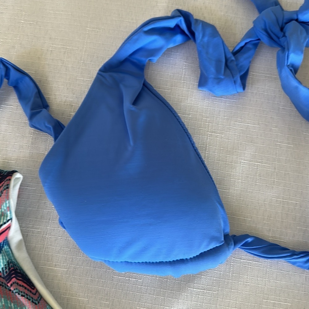 3 Bikini Tops Bundle - Picture 5 of 5